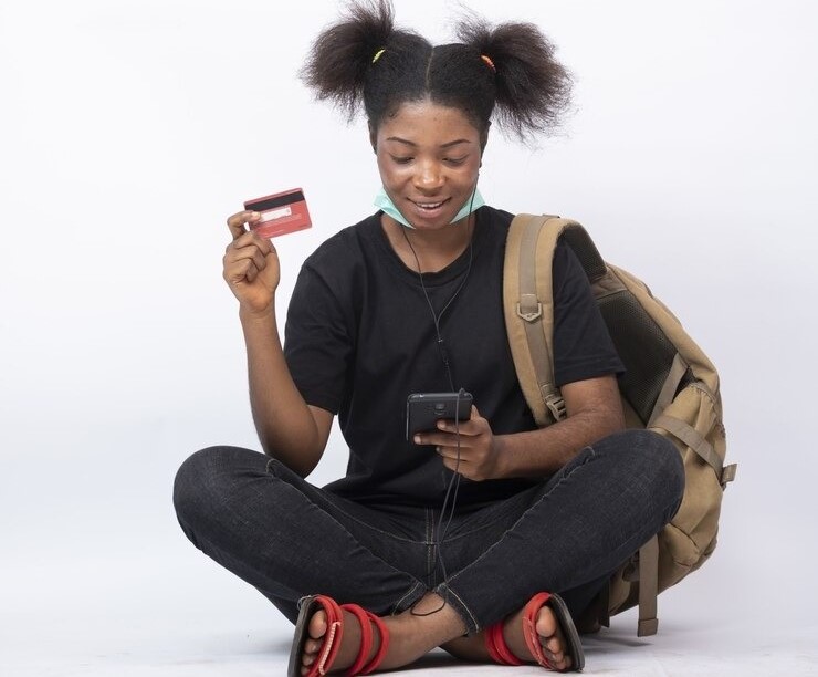 Etudiante en monétique et sécurité des systèmes